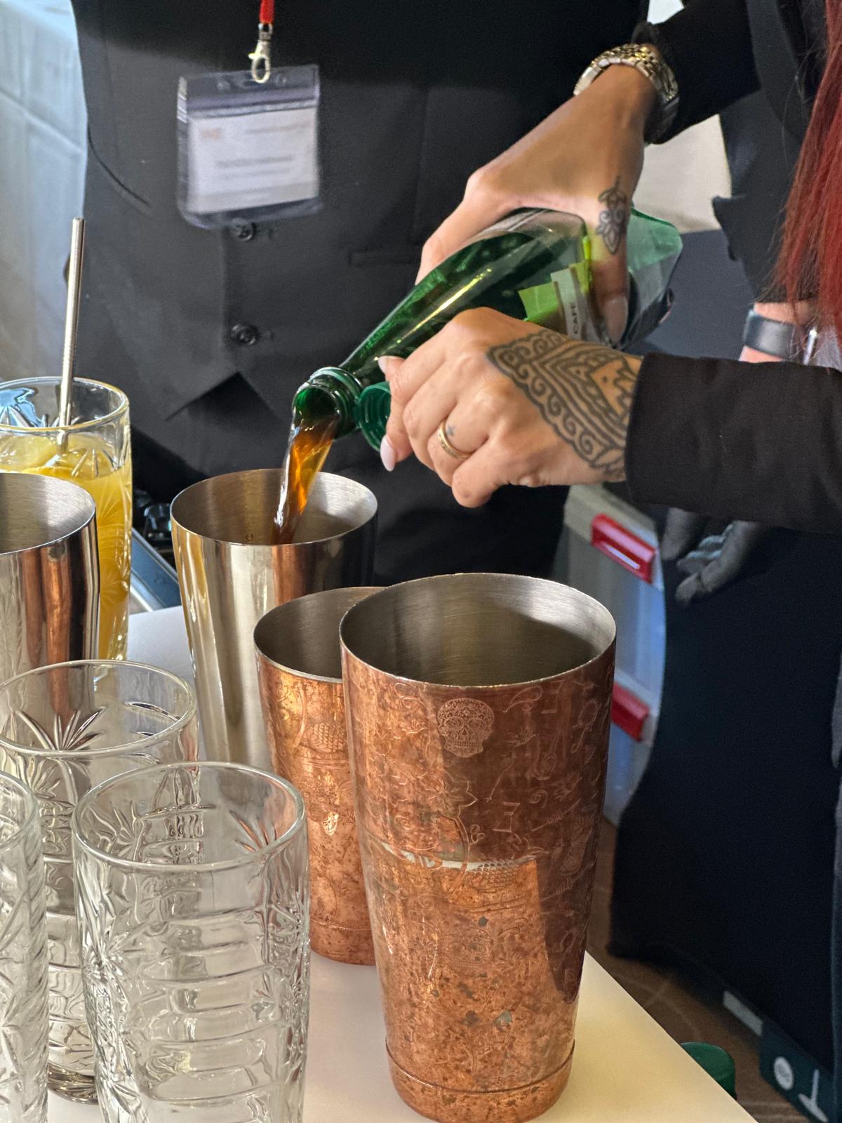 Préparation cocktail fumée